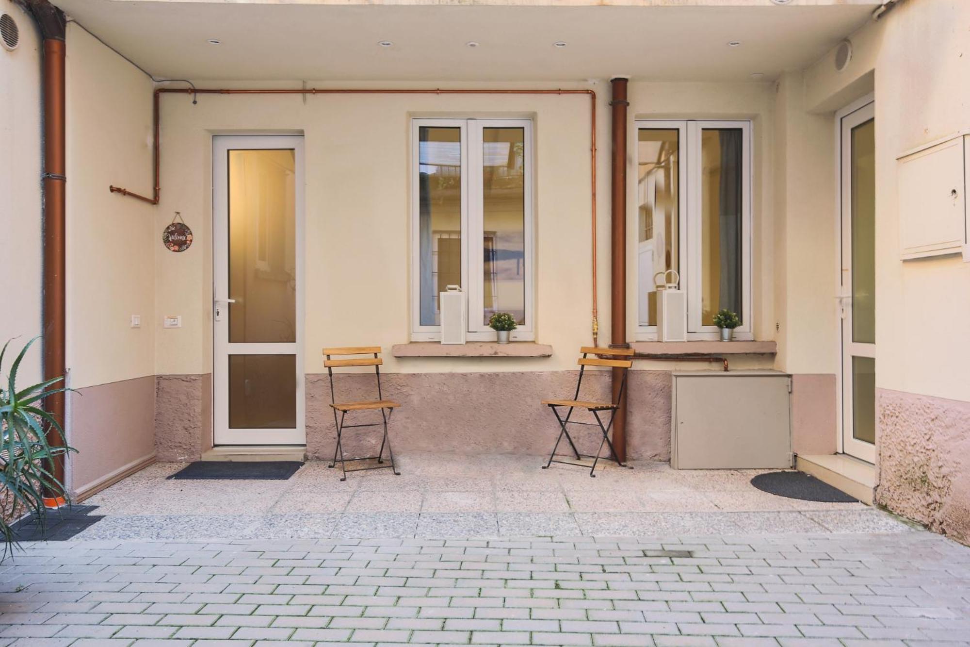 Magic Apartment